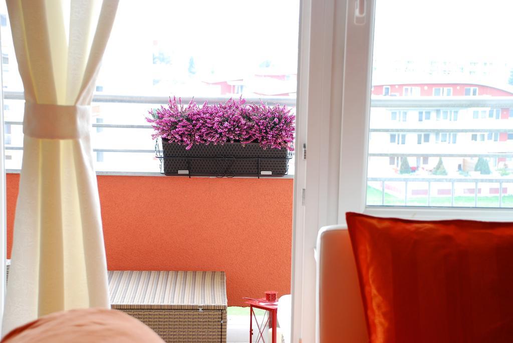 A Nice Place To Stay Apartments Prag Exterior foto